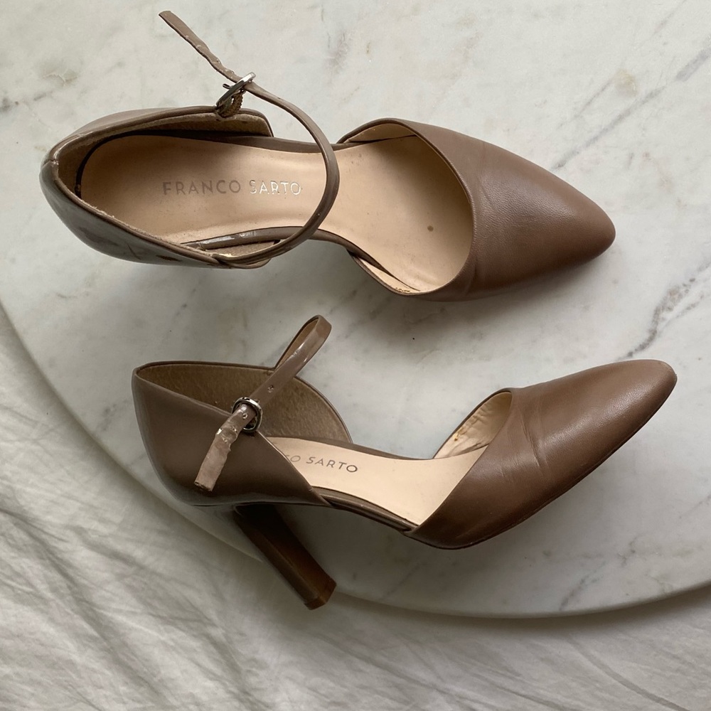 FRANCO SARTO dark cream heels